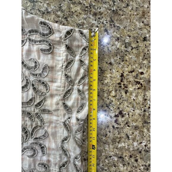 Free People We The Free Embroidered Laser Cutout Boxy Boho Crop Top Size Small - Picture 12 of 15